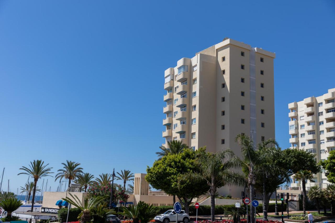 Apartamento Puerto Deportivo Estepona Luaran gambar